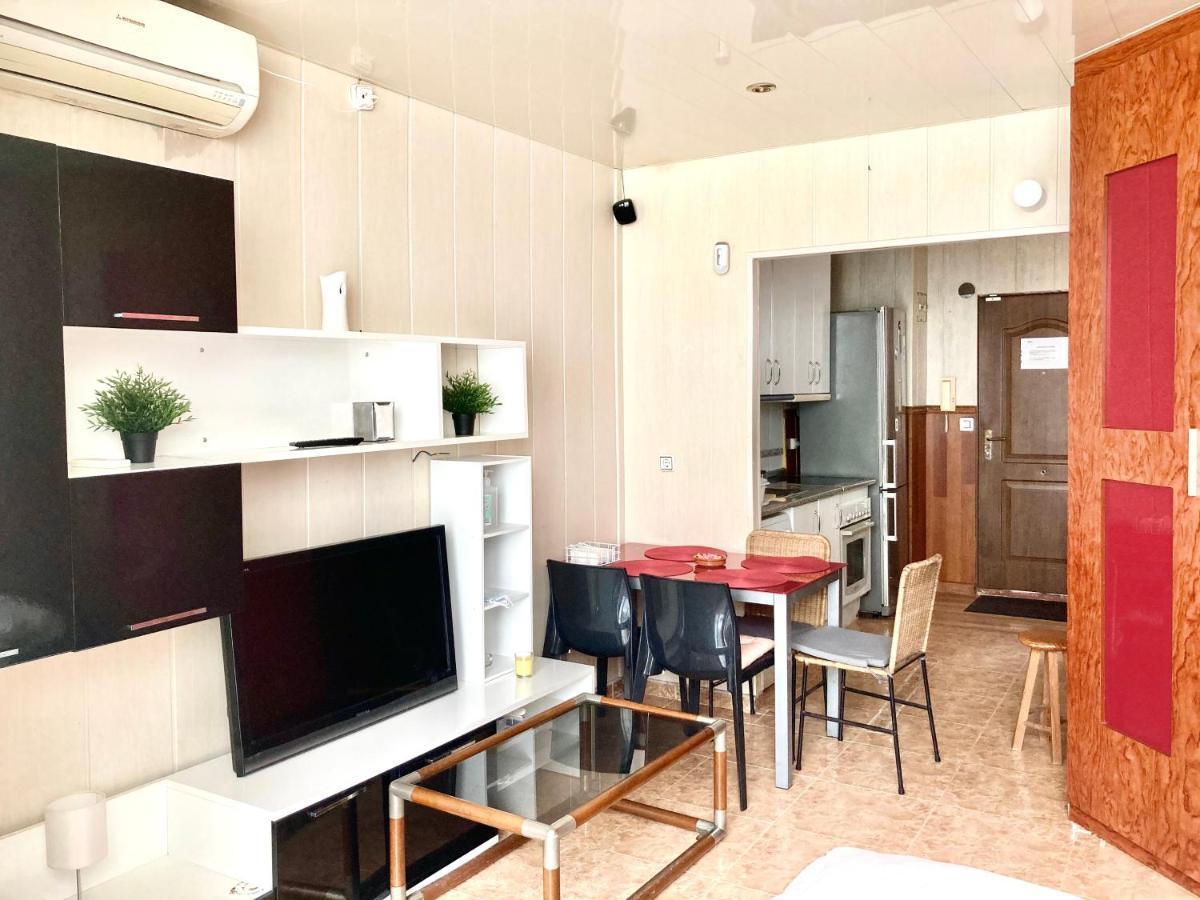 Residentia Estudio Loft Martina 萨洛 外观 照片