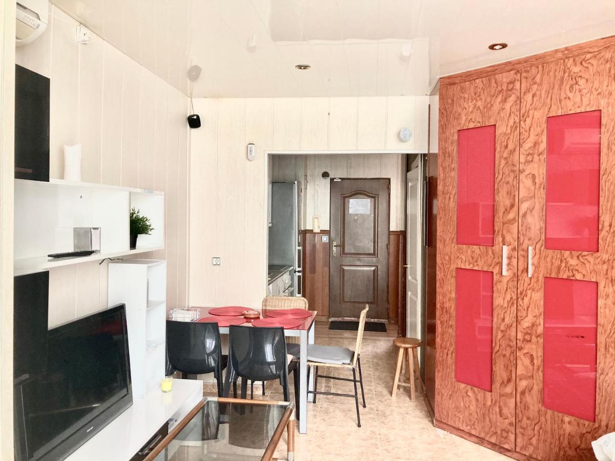 Residentia Estudio Loft Martina 萨洛 外观 照片
